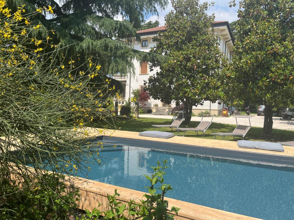 Il Bozzolo Eco Boutique Apartments Valeggio sul Mincio Exterior photo